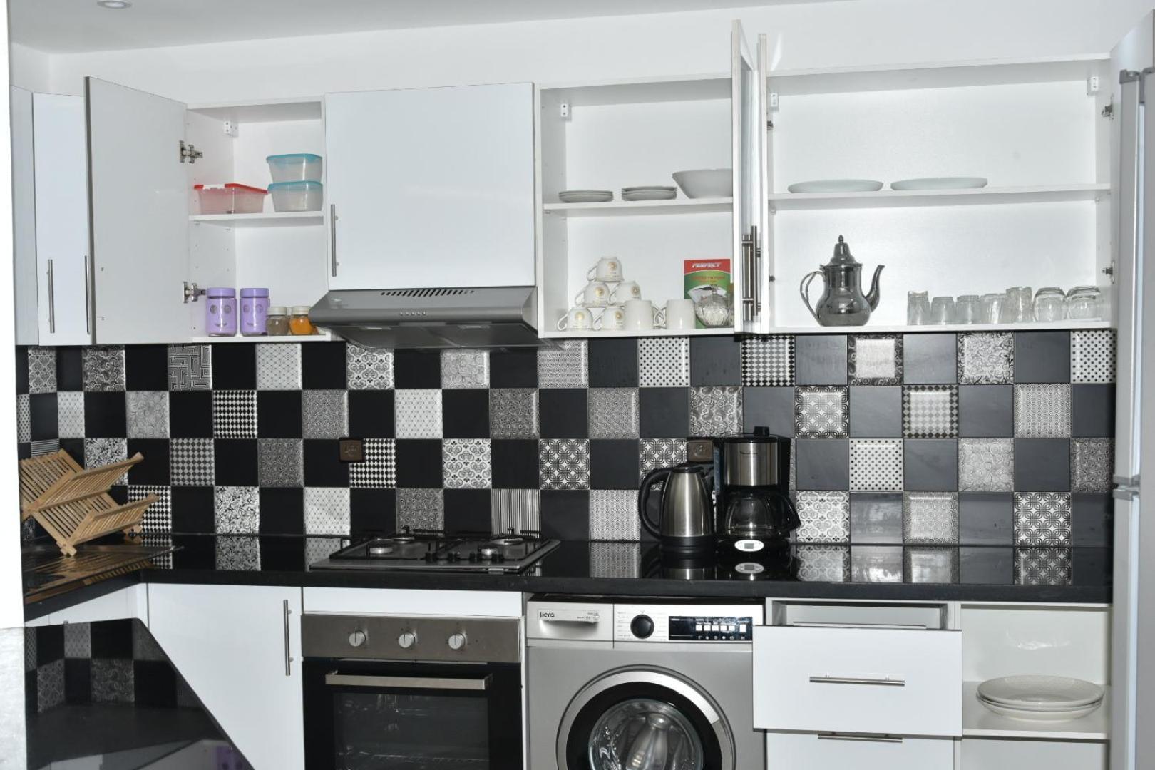 Bright 3-Br In Heart Of Kenitra-Perfect Summer Stay With Parking! 外观 照片